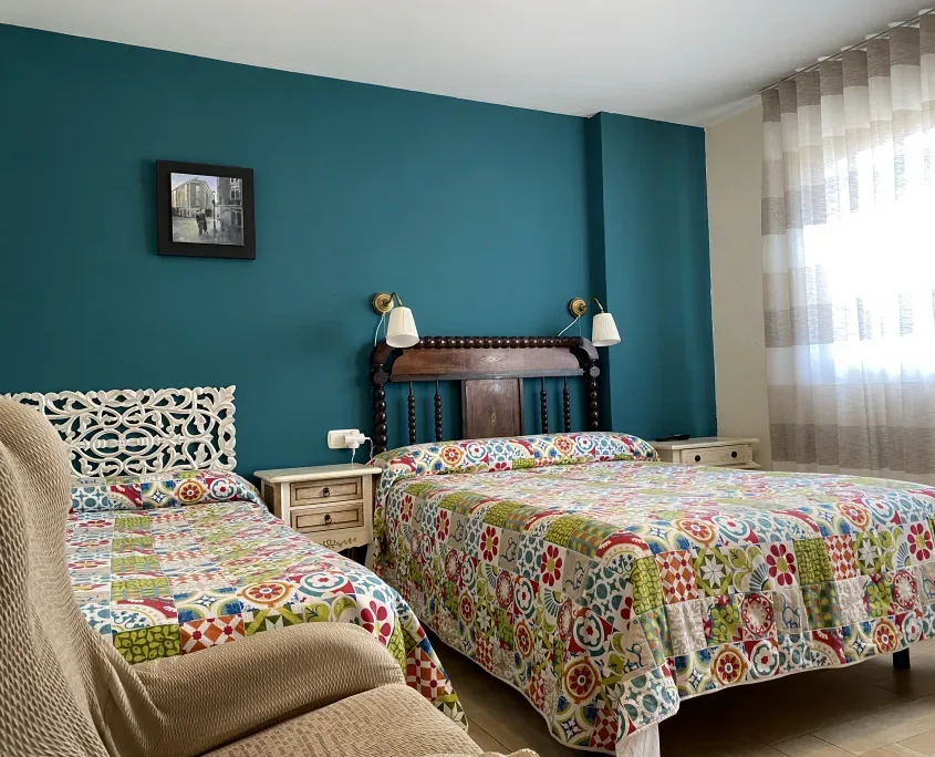 Room 1072 — triple room