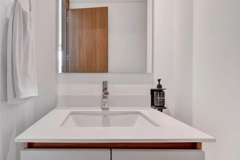 Dreamy 1BR in Santa Barbara w/ Balcony