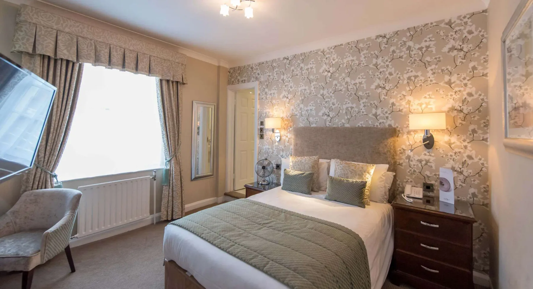 Imperial Hotel room