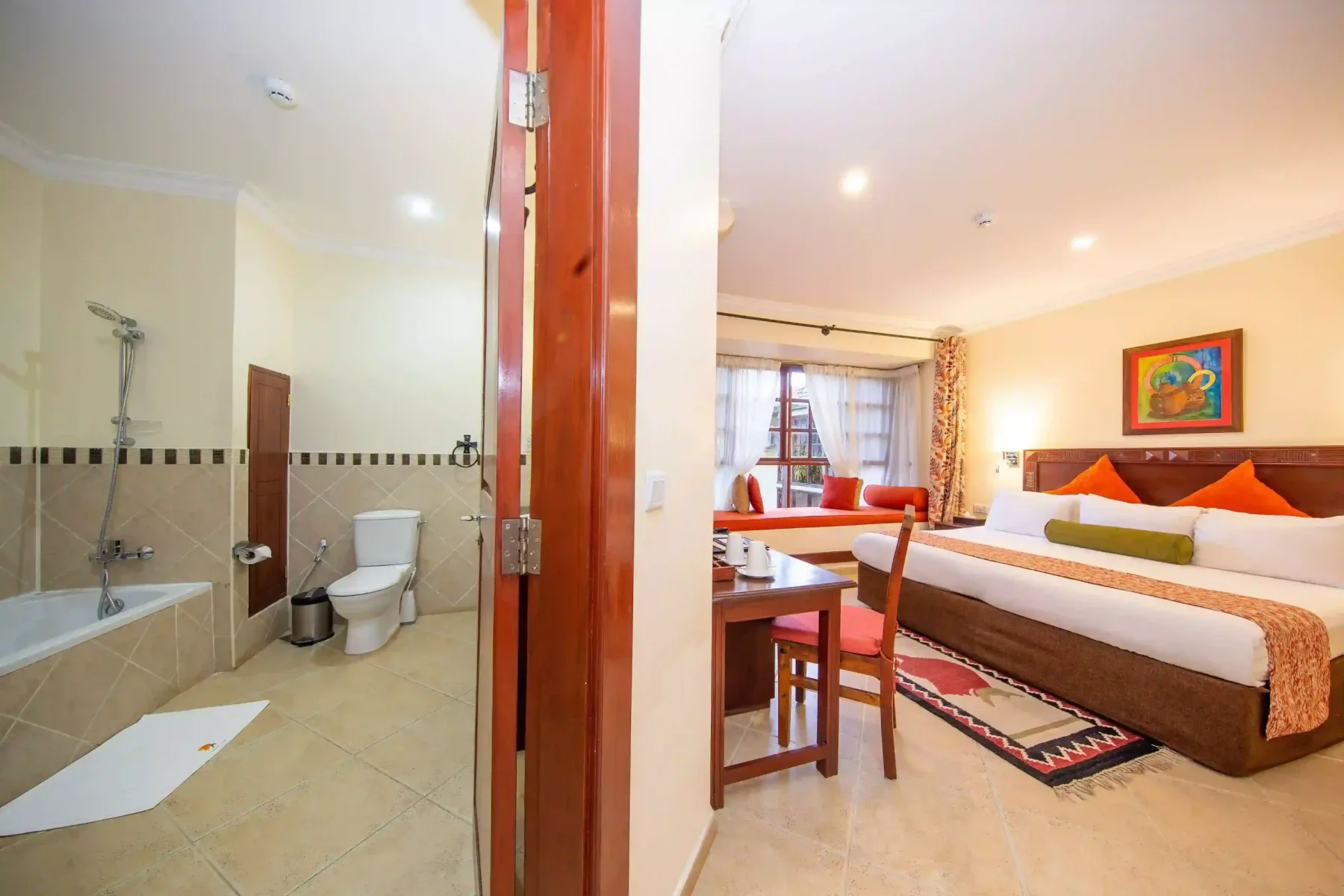 Deluxe room with bay window