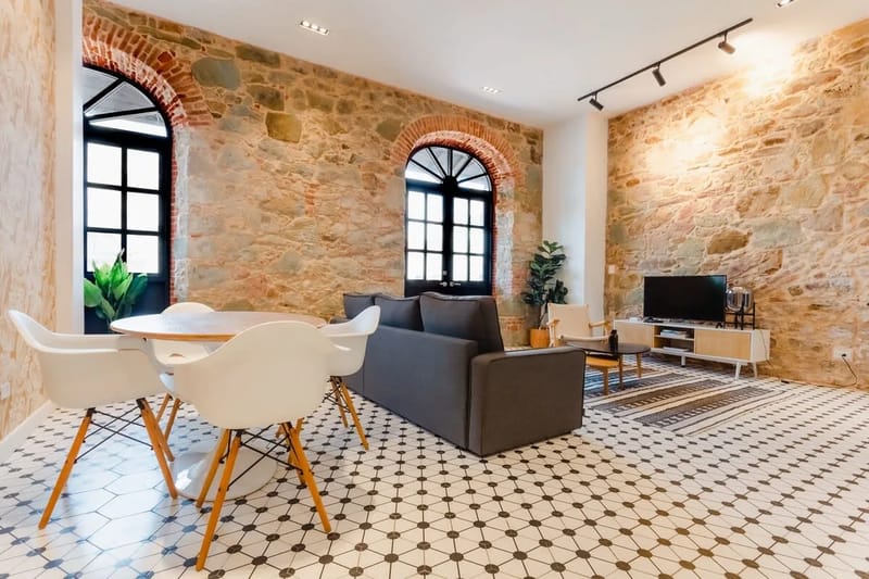 Polished 1BR in Plaza Catedral