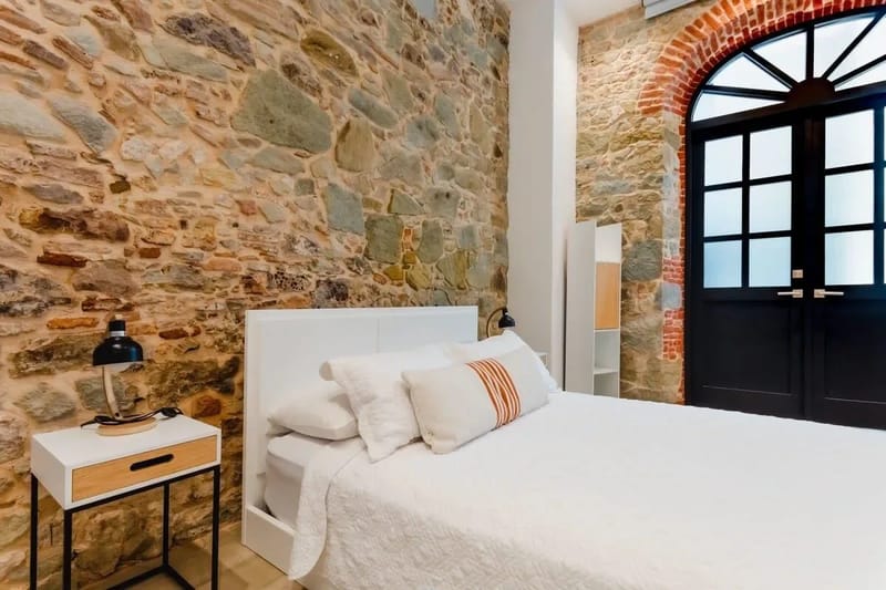 Polished 1BR in Plaza Catedral