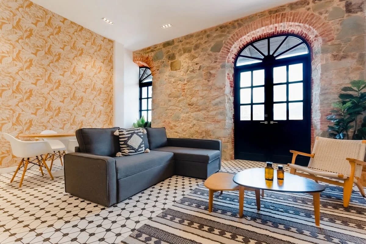 Polished 1BR in Plaza Catedral