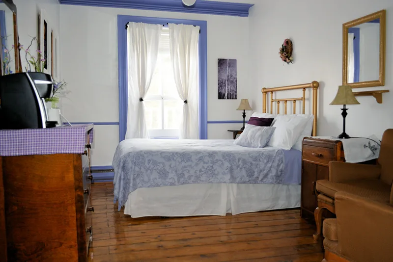 Habitación Lilas con cama doble