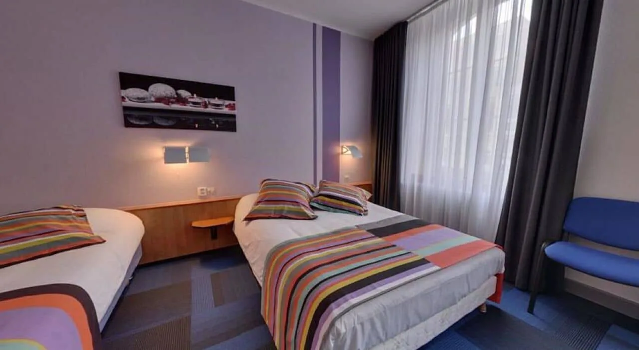 Habitación con dos camas/triple