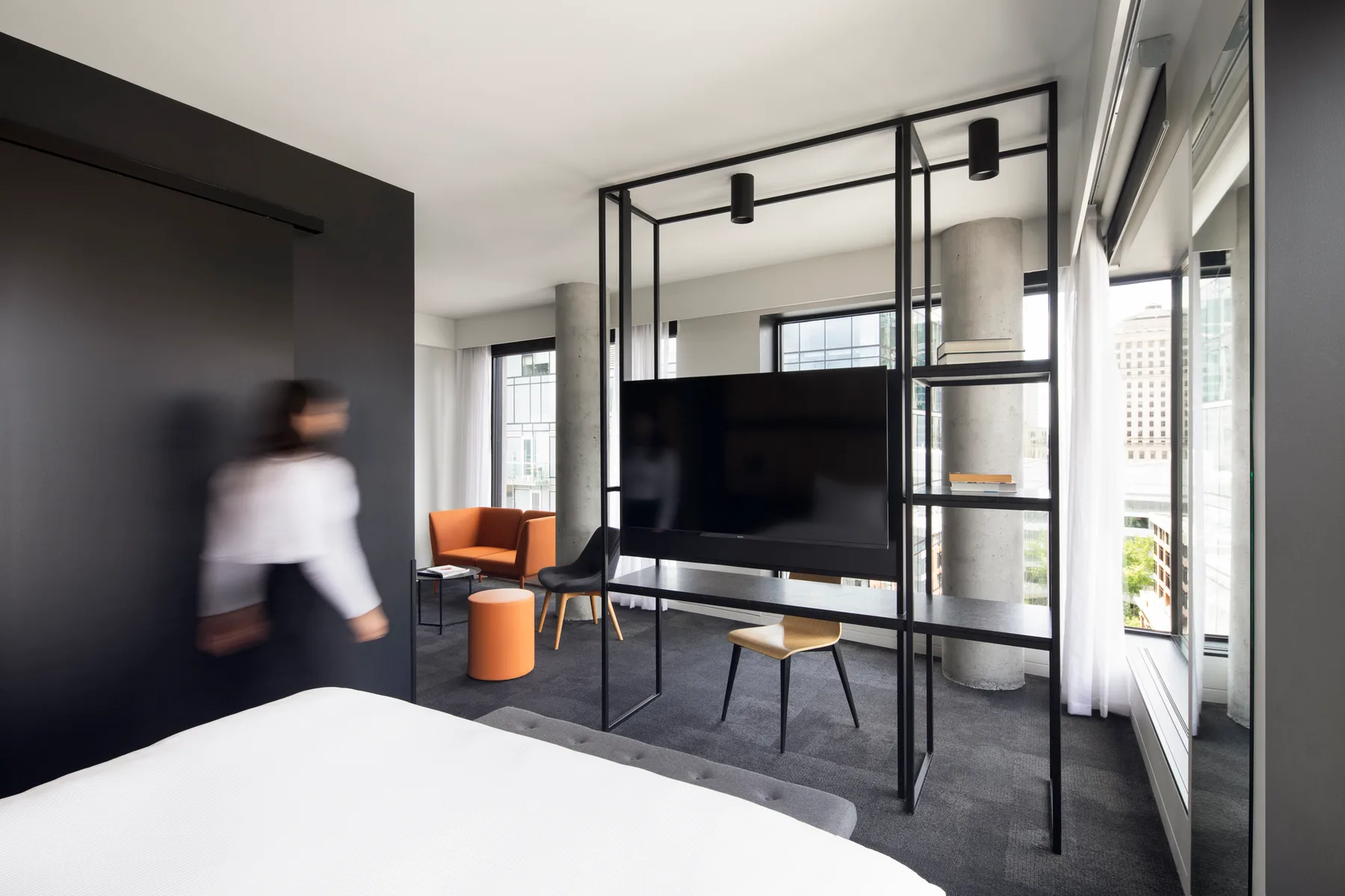 Suite Monville