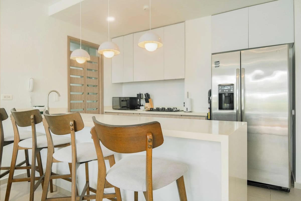 Deluxe 2BR w/ Terrace & A/C in Morros