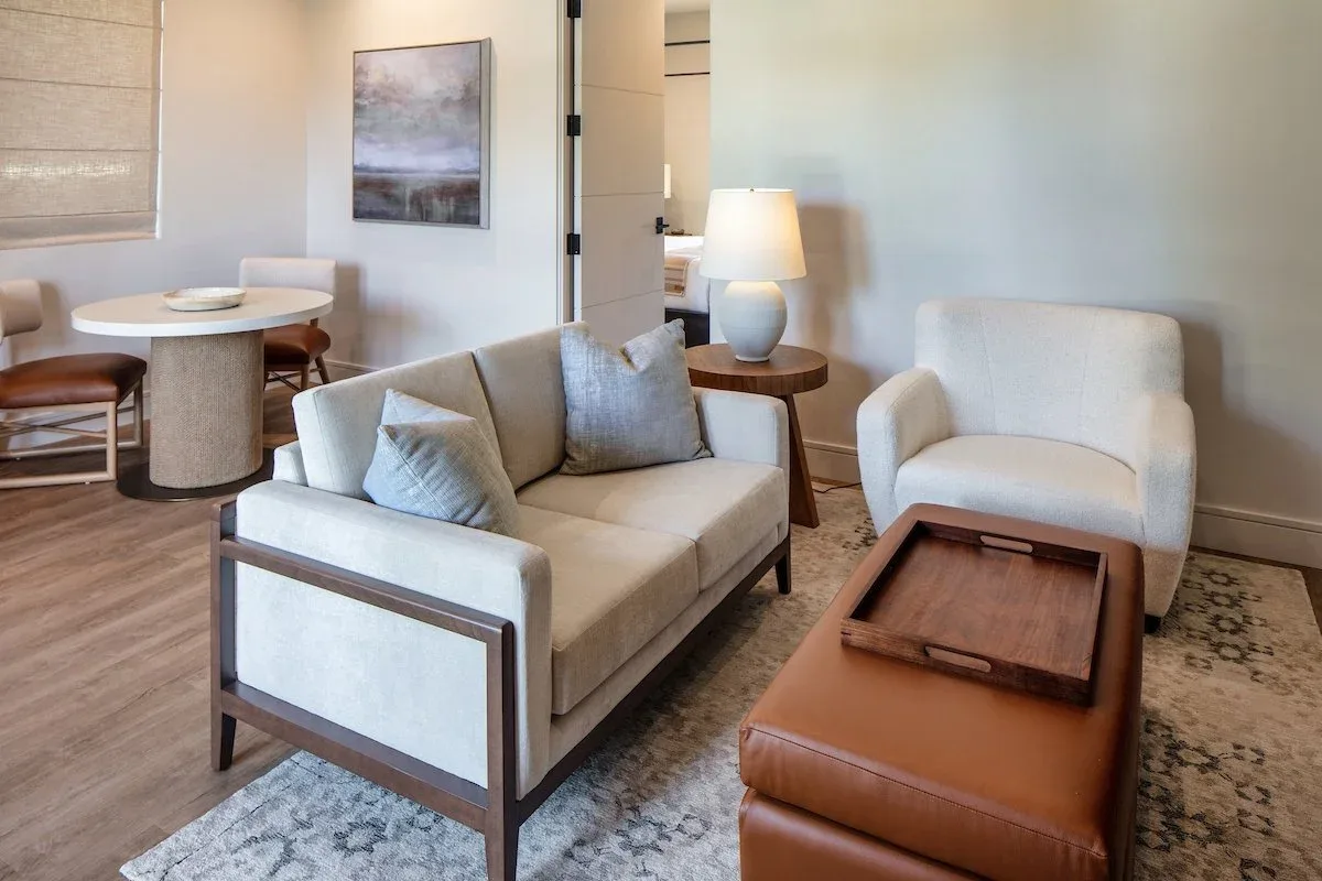 Zona de estar de una suite del hotel