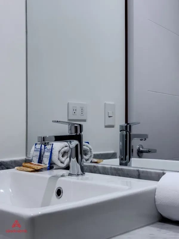 Modern 2BR Apartment in Barranco – ATLN 209