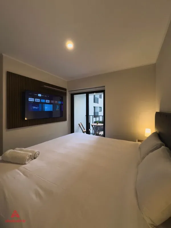 Modern 2BR Apartment in Barranco – ATLN 209