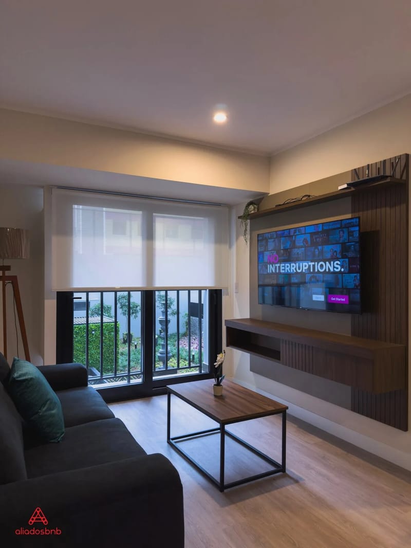 Modern 2BR Apartment in Barranco – ATLN 209