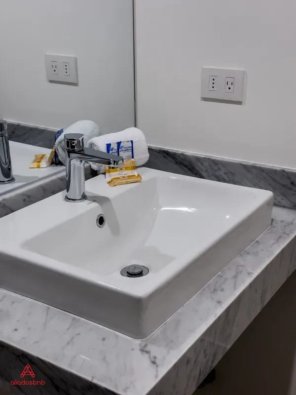 Modern 2BR Apartment in Barranco – ATLN 209