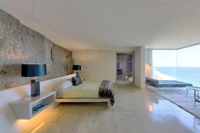 Remarkable 4BR Villa w/ Oceans Views & Pool