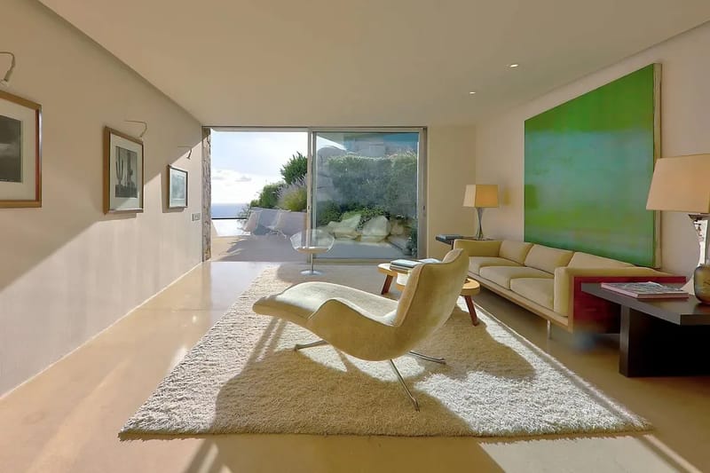 Remarkable 4BR Villa w/ Oceans Views & Pool