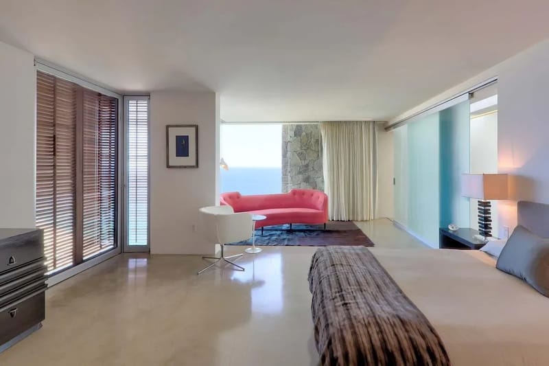 Remarkable 4BR Villa w/ Oceans Views & Pool