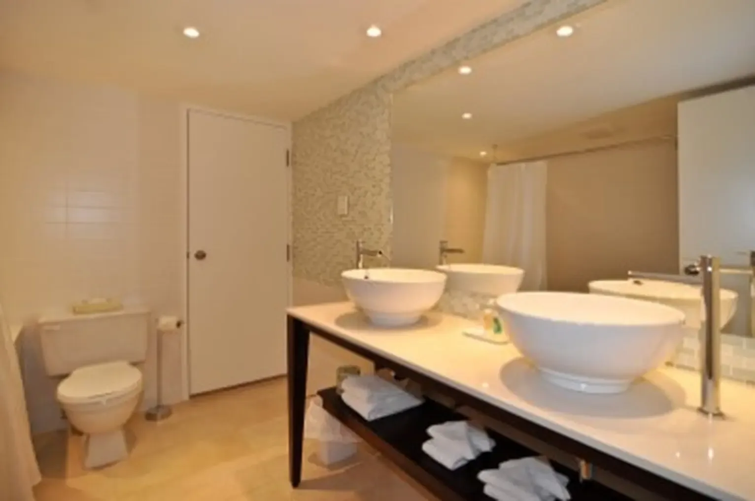Suite de un dormitorio, en planta alta