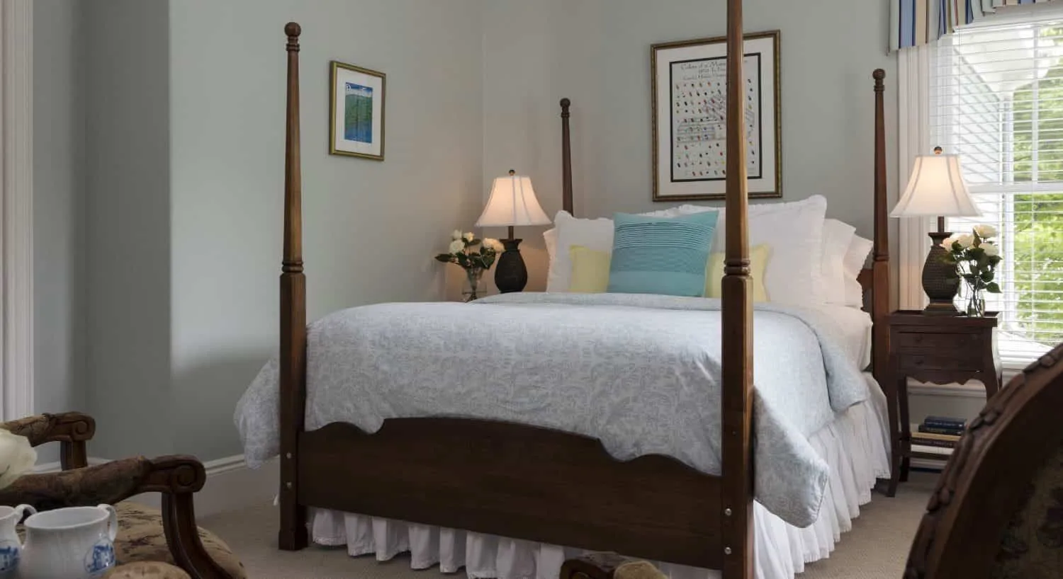 West Quoddy bedroom with sitting area