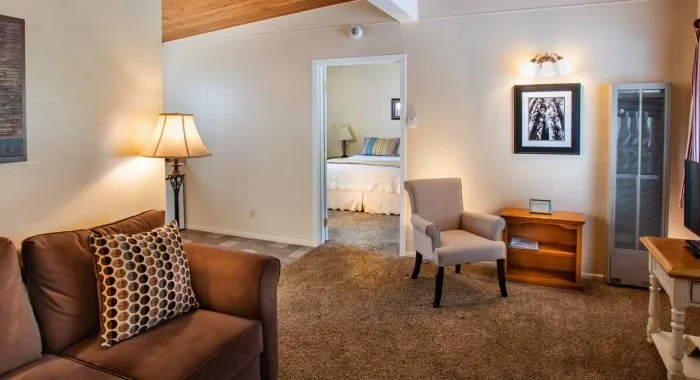 Howe Creek ADA suite room selection