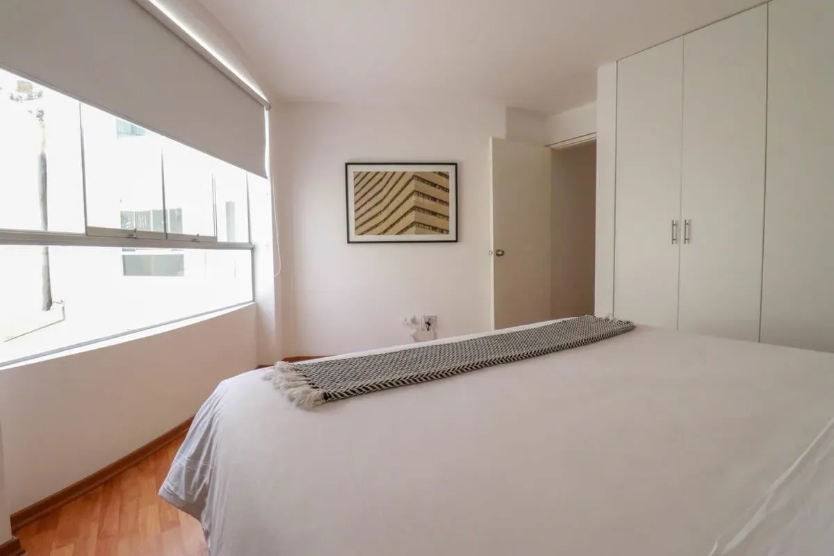 Spacious 3BR with Balcony in Barranco