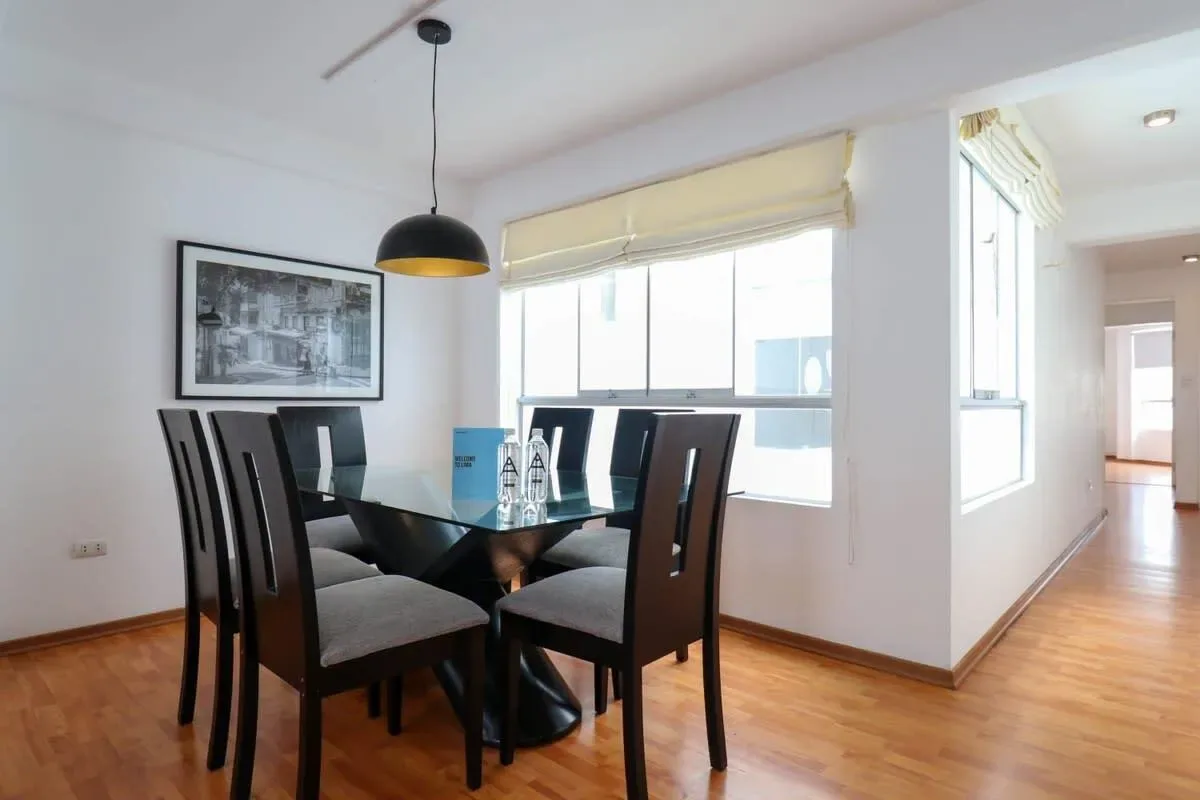 Spacious 3BR with Balcony in Barranco