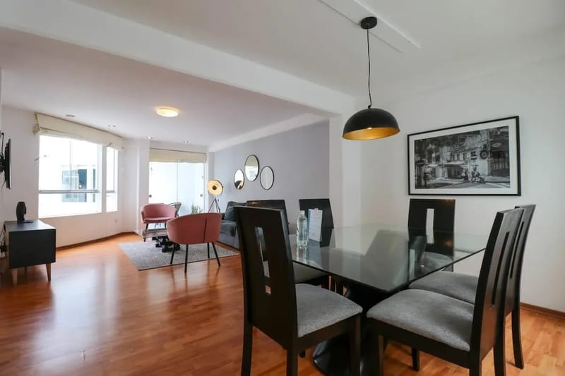 Spacious 3BR with Balcony in Barranco