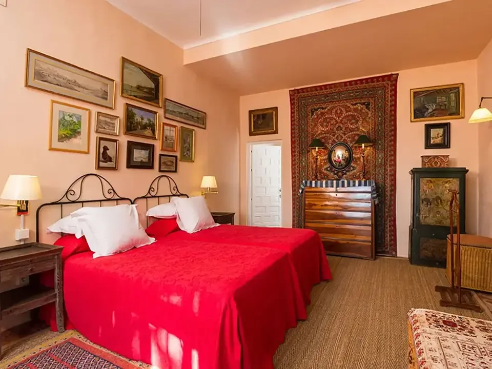 El Marqués room