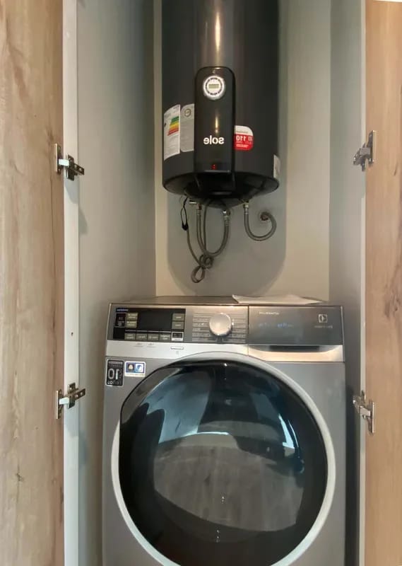 Lovely 2BR w/AC near Kennedy Park
