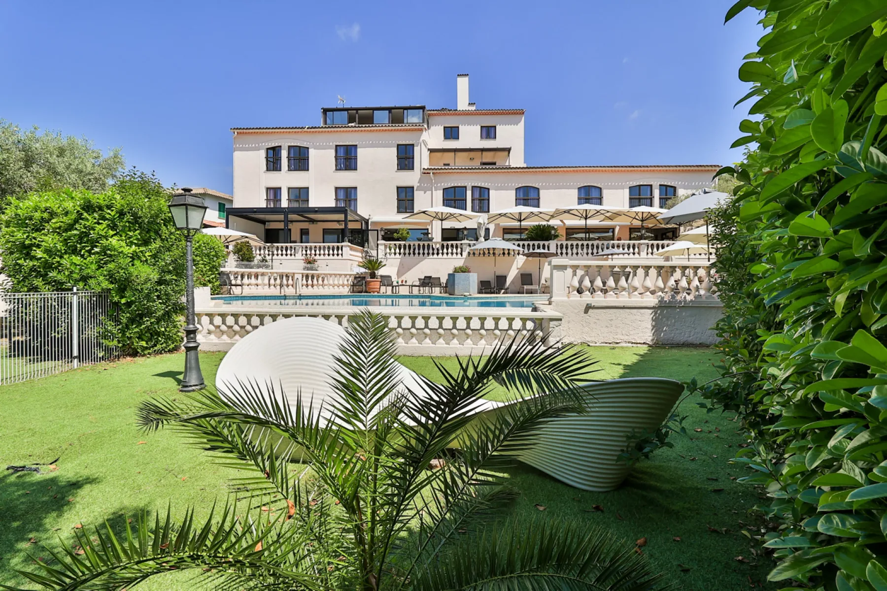 Exterior del Hotel Perla Riviera