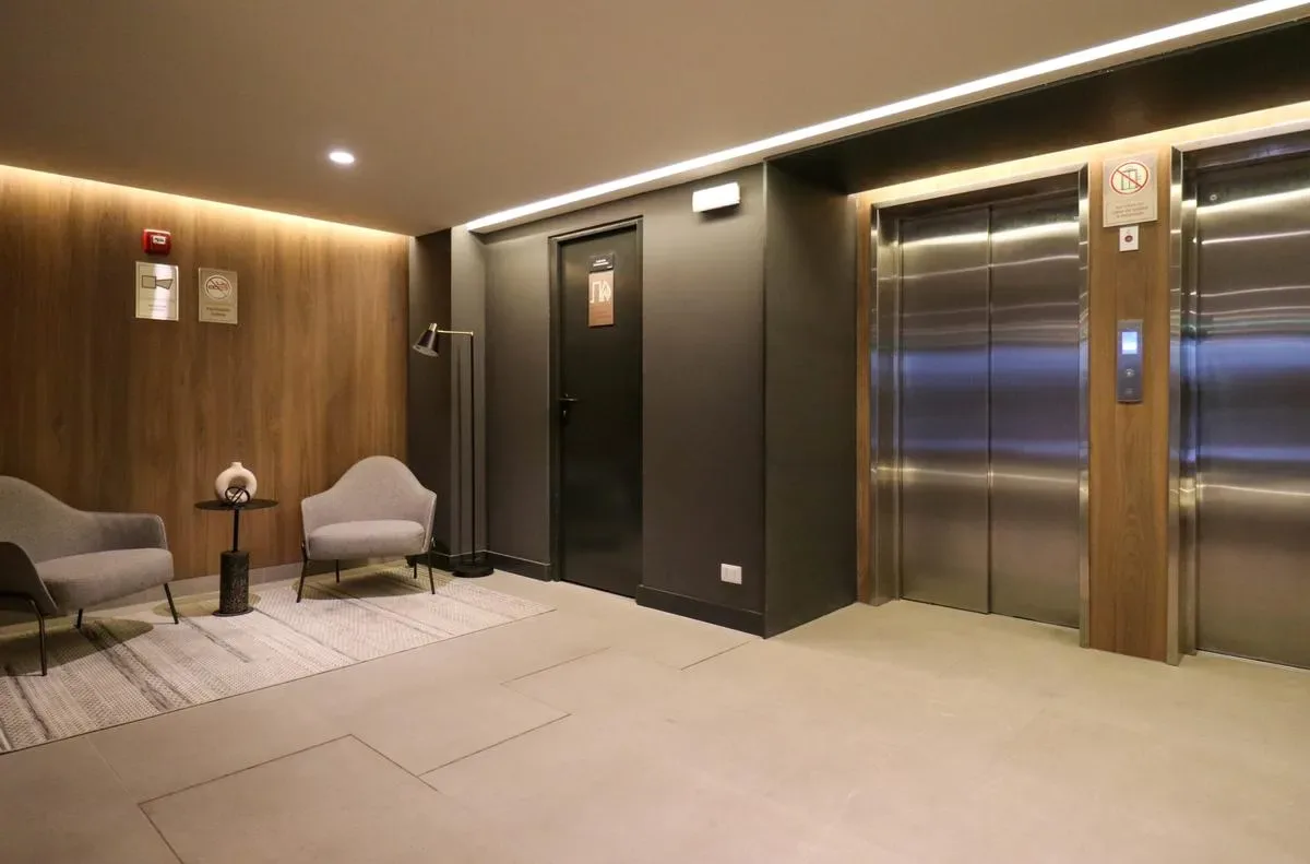 Extraordinary 2BR with balcony in Miraflores