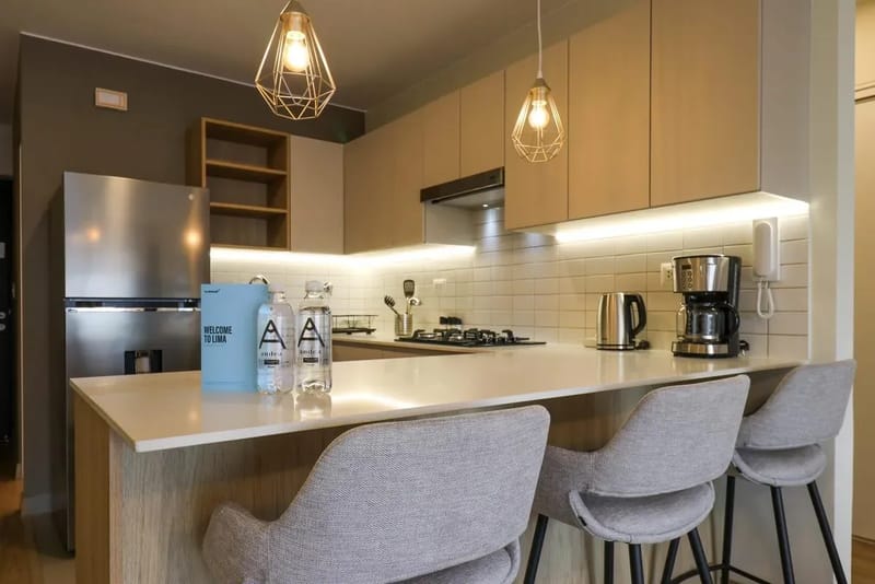Extraordinary 2BR with balcony in Miraflores