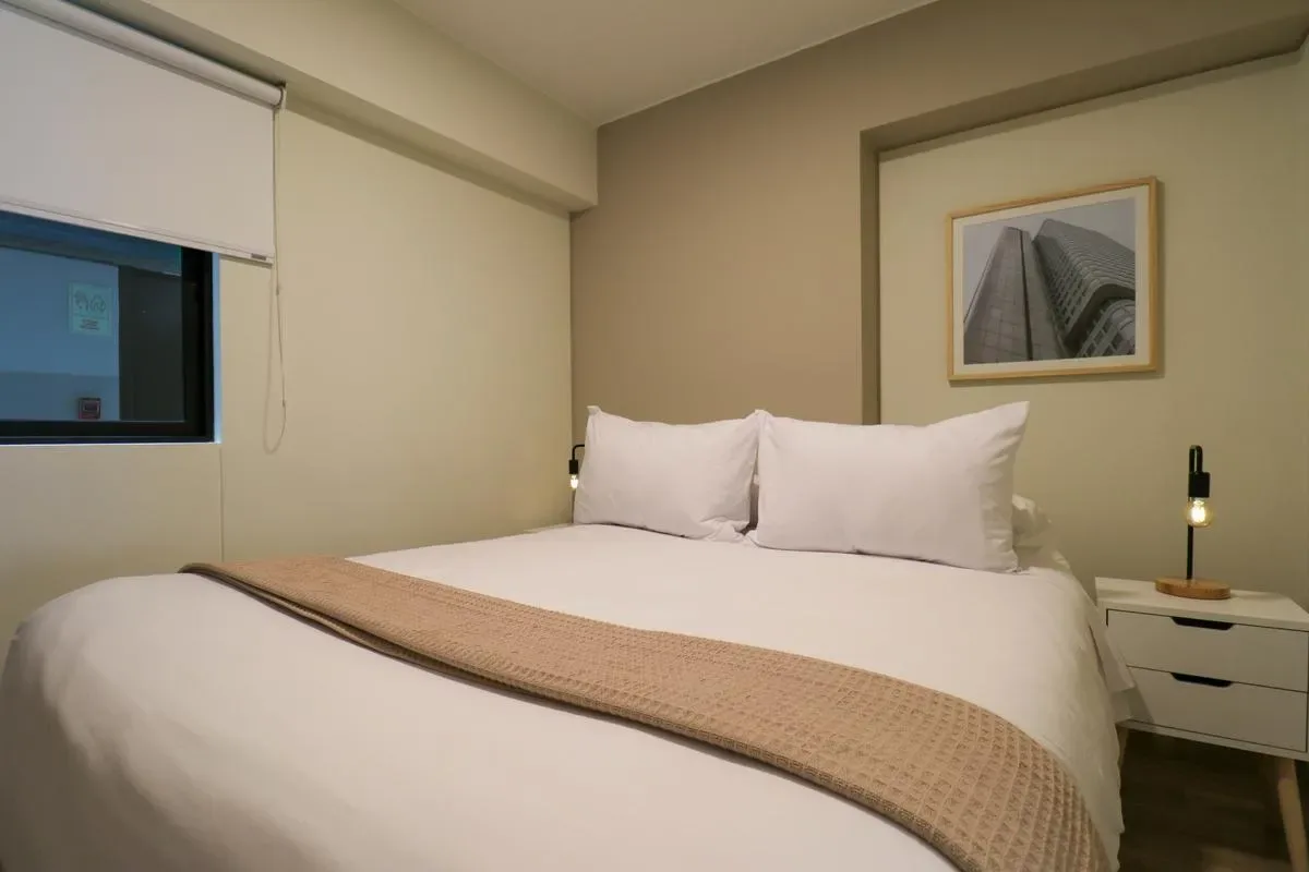 Extraordinary 2BR with balcony in Miraflores