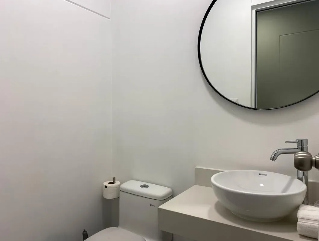 Extraordinary 2BR with balcony in Miraflores