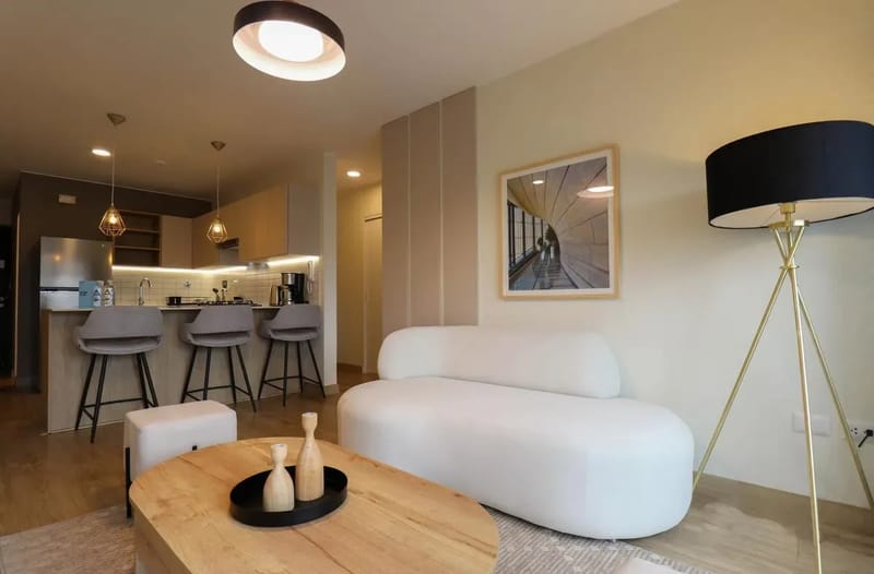 Extraordinary 2BR with balcony in Miraflores
