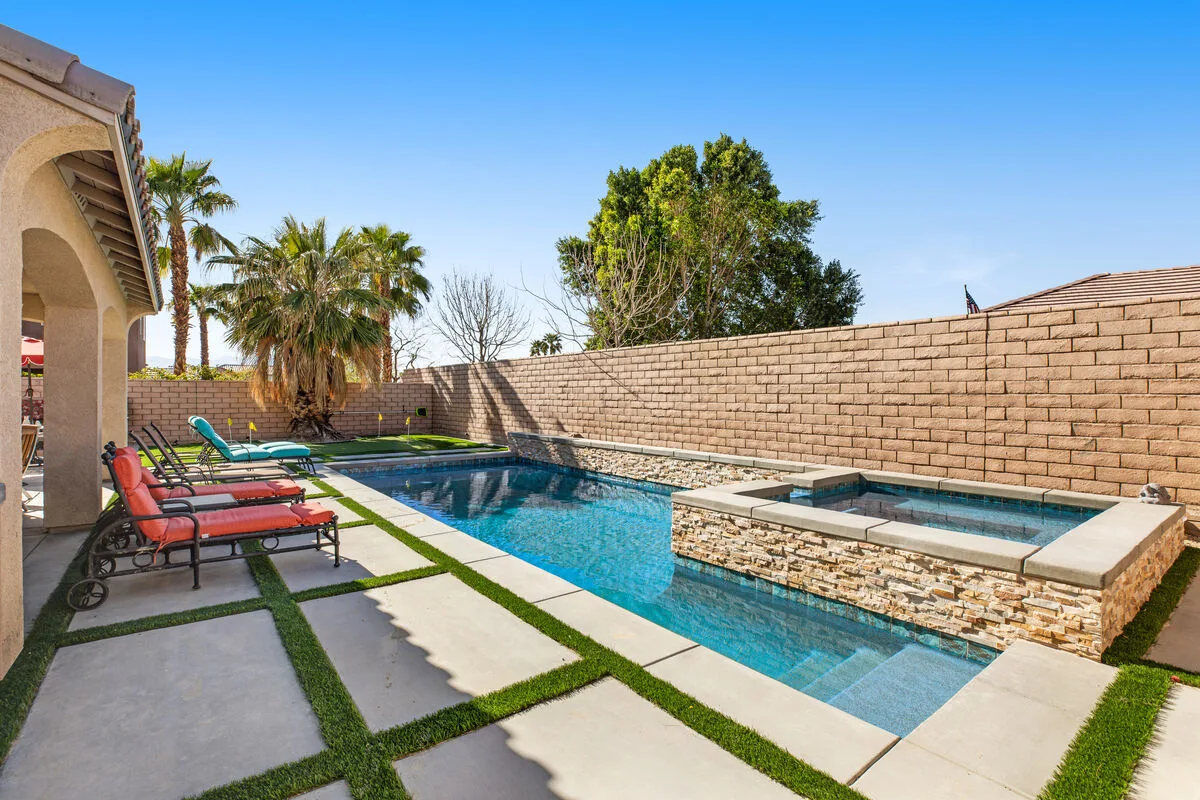 Casa Whimsy