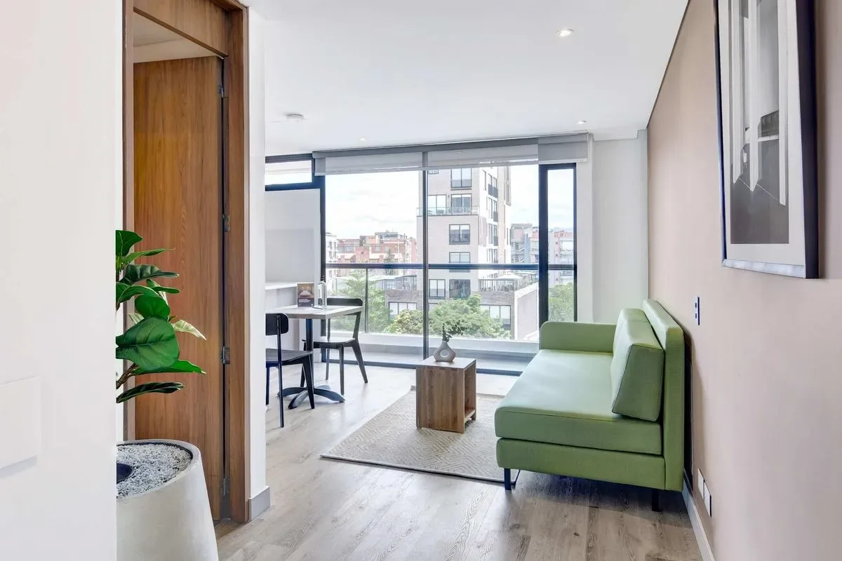 Perfect 1BR in Santa Barbara w/ Balcony