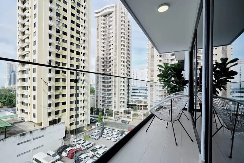 Light-filled 1BR in San Francisco w/ Pool