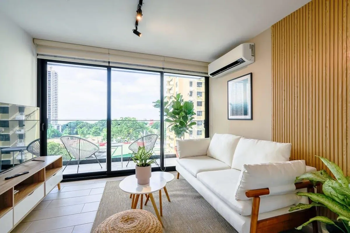 Light-filled 1BR in San Francisco w/ Pool