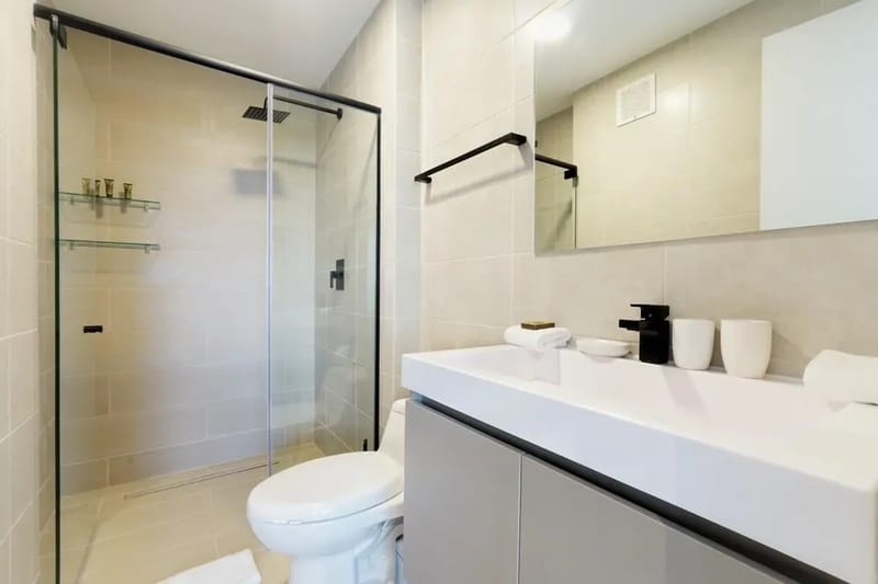 Light-filled 1BR in San Francisco w/ Pool