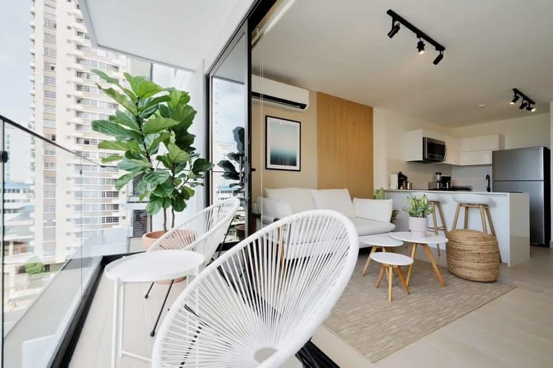 Light-filled 1BR in San Francisco w/ Pool