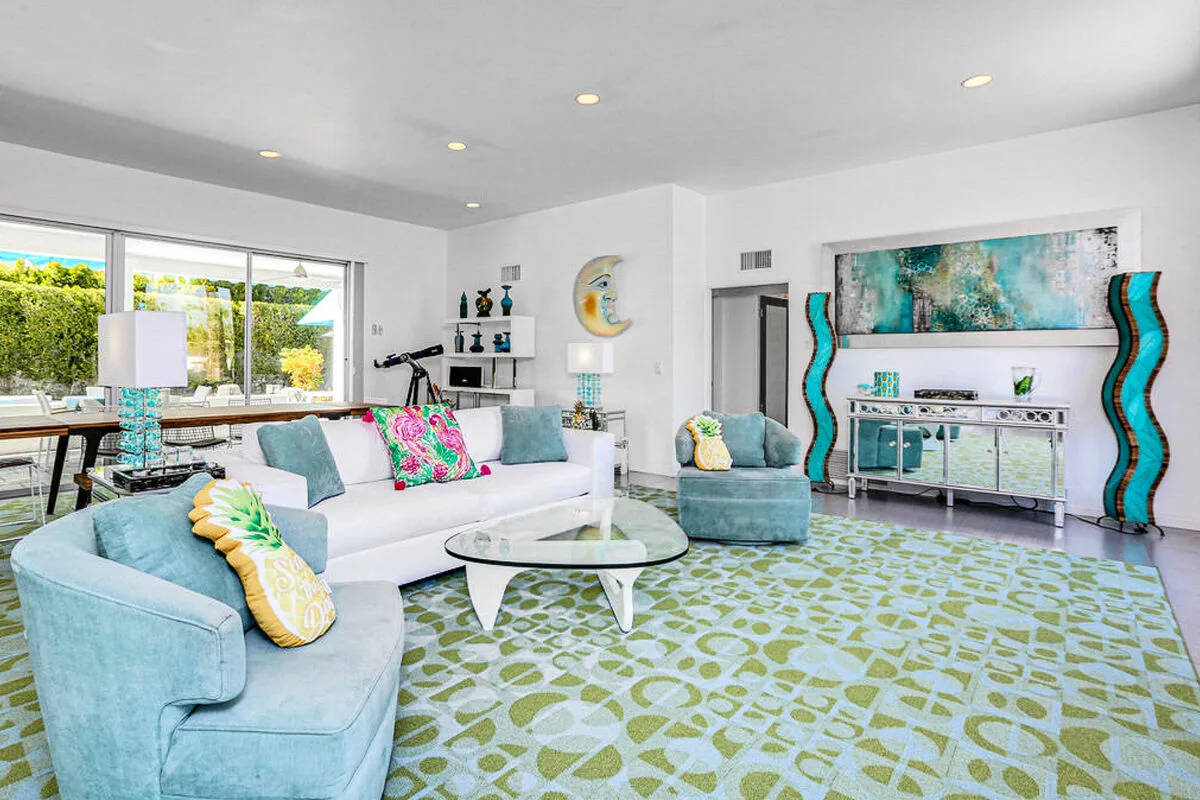 Palm Springs Timeless Beauty