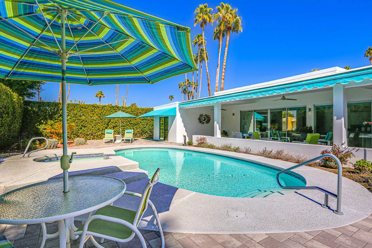 Palm Springs Timeless Beauty