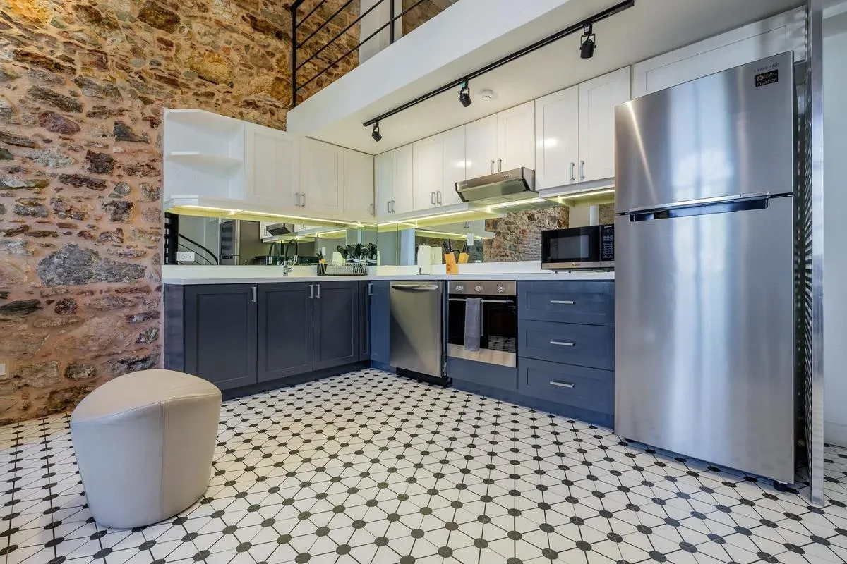 Polished Duplex in Plaza Catedral