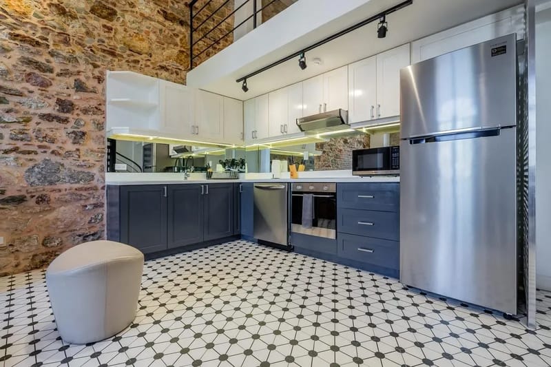 Polished Duplex in Plaza Catedral