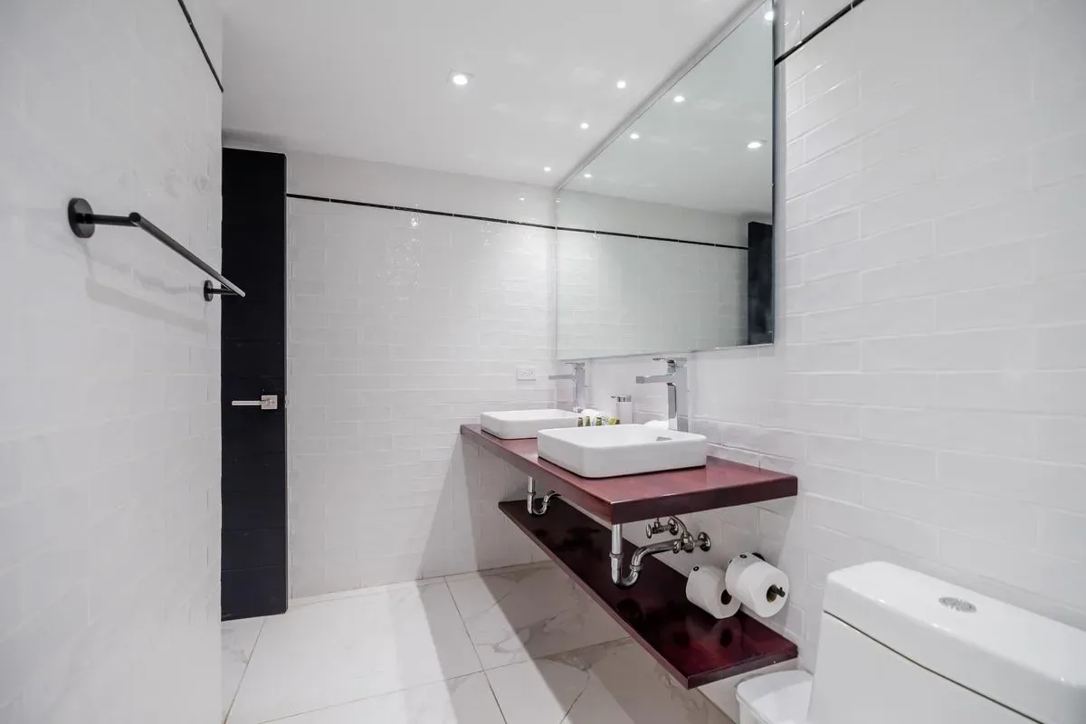 Polished Duplex in Plaza Catedral