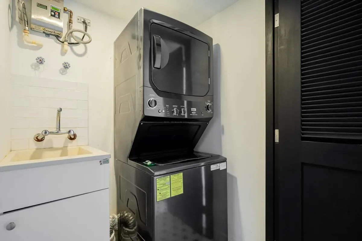 Polished Duplex in Plaza Catedral