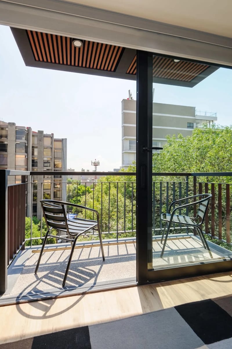 Bright 2BR Duplex with Balcony in Condesa