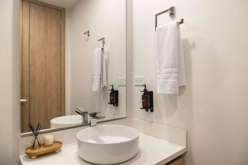 Enchanting 2BR w/ Balcony in Morros