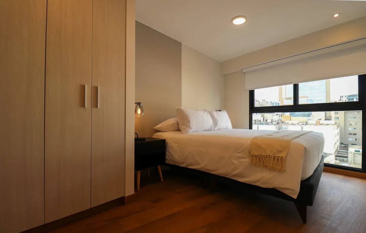 Sensational 2BR in Miraflores w/ Balcony