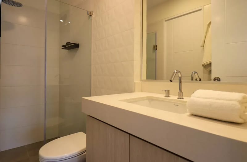 Sensational 2BR in Miraflores w/ Balcony