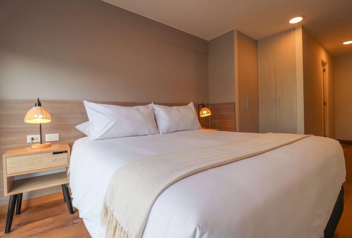 Sensational 2BR in Miraflores w/ Balcony